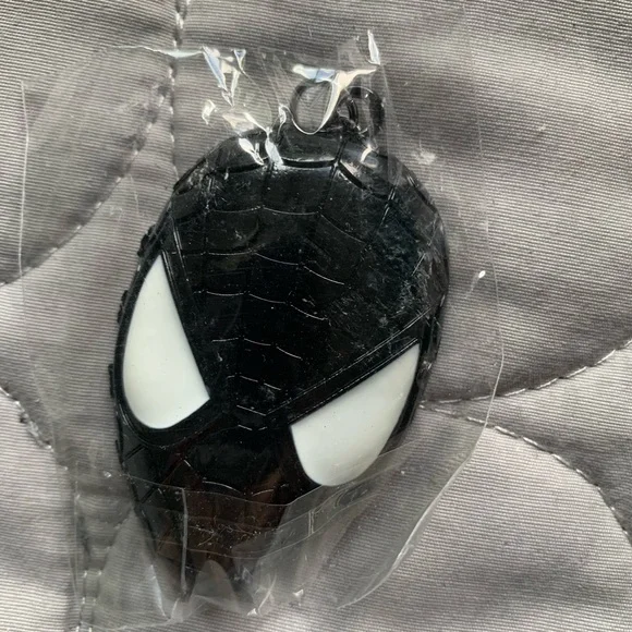 Venom Spider-Man Metal Keychain - Picture 1 of 2